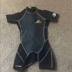 US Divers AquaSkin Wetsuit sz S excellent condition
